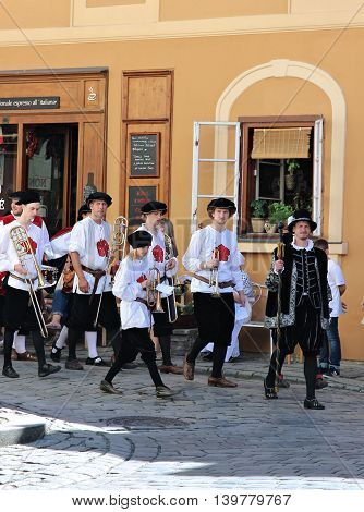 CESKY KRUMLOV, CZECH REPUBLIC - JUNE 18, 2016: Five-petalled Rose Festival on bystreet in Cesky Krumlov