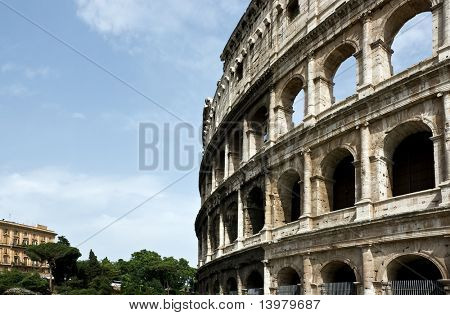 De antikke ruiner af romerske Colosseum. Italien.