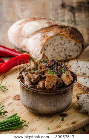 Teriyaki Chicken With Bread