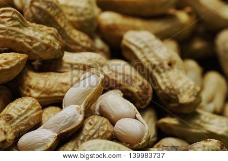 ready to eat boiled peanuts, distinctive and delicious sensation