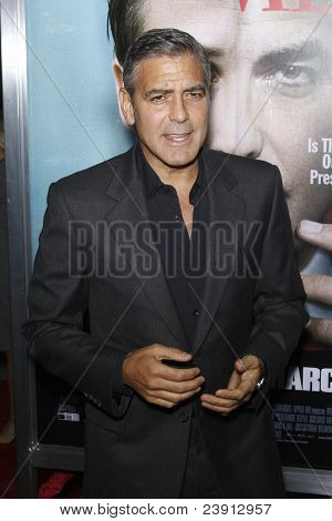 LOS ANGELES - SEPT 27: George Clooney dospět 