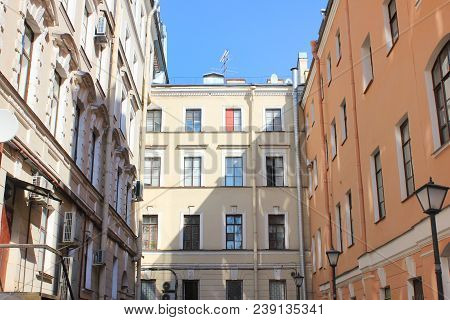 Well Yard In Saint Petersburg Russia. Famous City Courtyards Built In Shape Of A Well, With Small Sp
