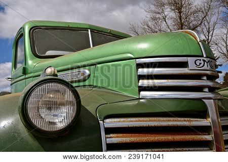 Lake Park, Minnesota, April 24, 2018: The Old Green Gmc Pickup From The 40`s Is A Gmc From General M