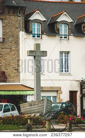 Cancale, France - October 6, 2009: Monument In Cancale Famous For Its Oyster Farm And Market
