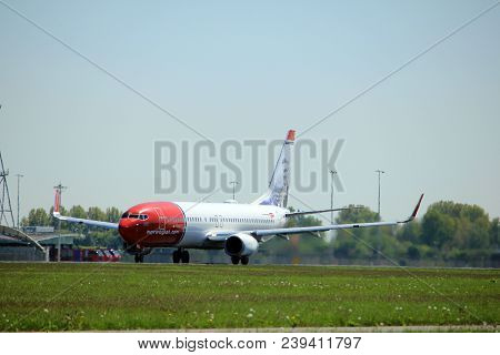 Amsterdam The Netherlands - May 4th 2018: Ln-ngu Norwegian Air Shuttle Boeing 737-800 Takeoff From P