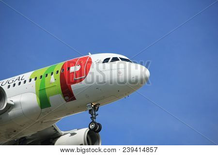 Amsterdam The Netherlands - April, 19th 2018: Cs-ttd Tap - Air Portugal Airbus A319-100 On Final App
