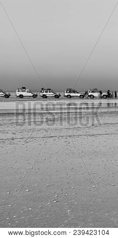 Ethiopia Africa  In The Lake For The Saline Lots Of Car