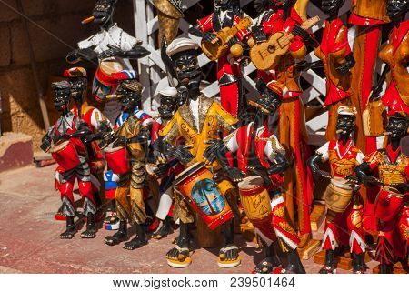 Souvenirs From Cuba. Wooden Toys: The Musician Plays A Drum Or A Guitar And Smokes A Cigar. Sale Of 