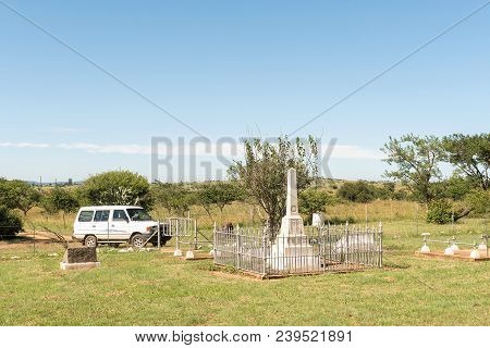 Colenso, South Africa - March 21, 2018: A Vehicle And A Monument At The Entrance To The Clouston Gar
