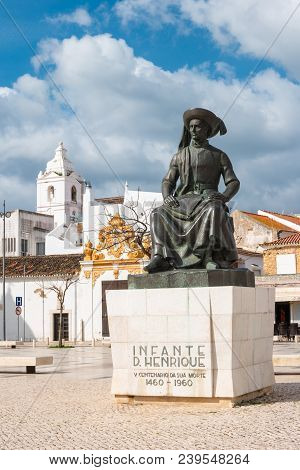 Lagos, Portugal - Circa April 2018: Statue Of Infante Dom Henrique (prince Henry) In The Town Square