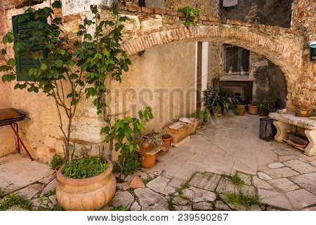 Serre Di Rapolano, Tuscany, Italy - The Ancient Village