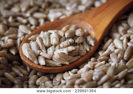 Shelled Sunflower Seeds (kernels Only) In Wooden Spoon