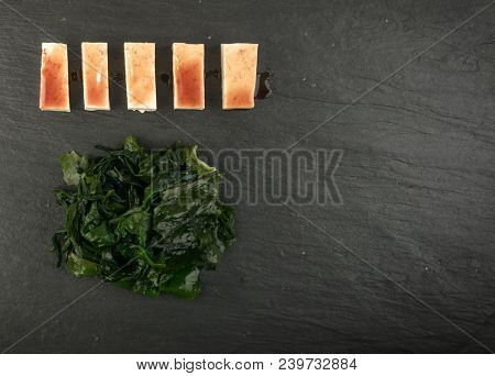 Raw Wakame Seaweed