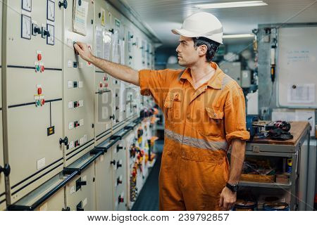 Marine Engineer Officer Starts Or Stops Main Engine Of Ship
