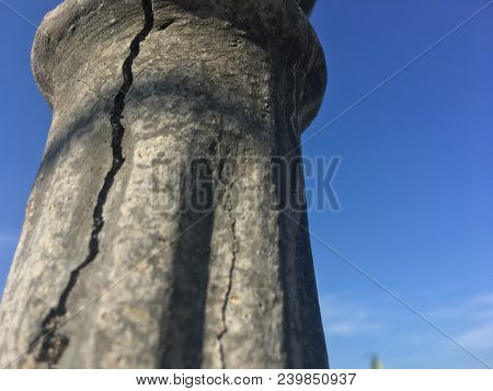 Broken Object As A Big Pillar But Boong