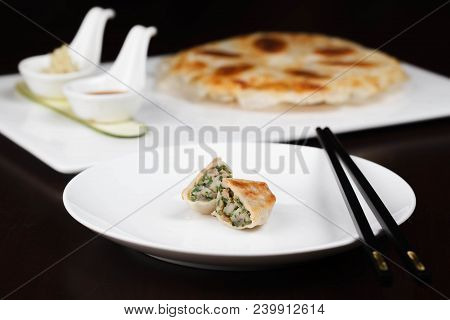 Gyoza Hot Food Vegetabl Asian Meal Closeup