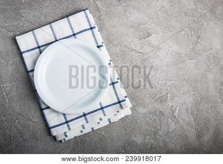 Empty White Plate With Nupkin