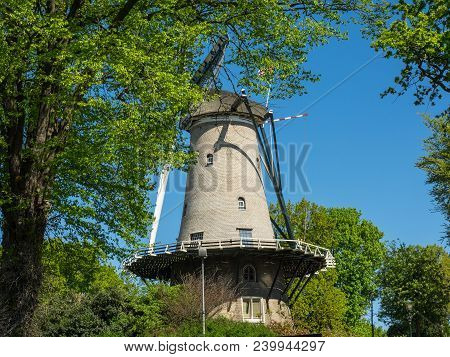 nice old cities in the small netherlands
