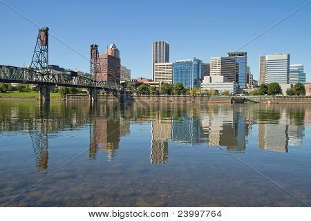 Skyline du centre-ville de Portland et Hawthorne Bridge