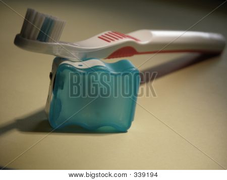 Brosse à dents et la soie