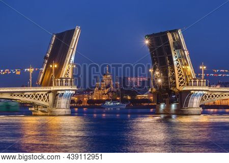 Neva river and open Blagoveshchensky Bridge - St. Petersburg Russia