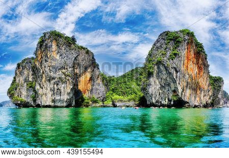 Phang Nga Bay Is A 400 Km² Bay In The Strait Of Malacca Between The Island Of Phuket And The Mainlan