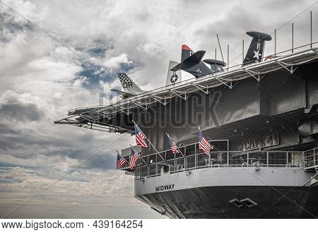 San Diego, California, Usa - October 4, 2021: Uss Midway Museum, Aircraft Carrier.  Side Veiw On Ste