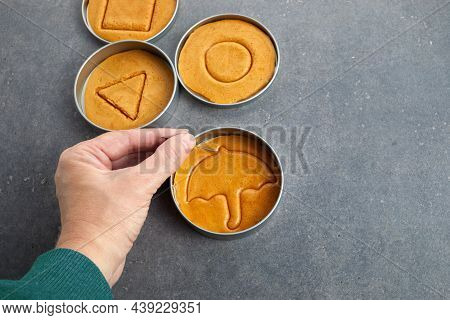 Korean Dalgona Honeycomb Sugar Cookie With Shapes To Play New Trend Candy Challenge