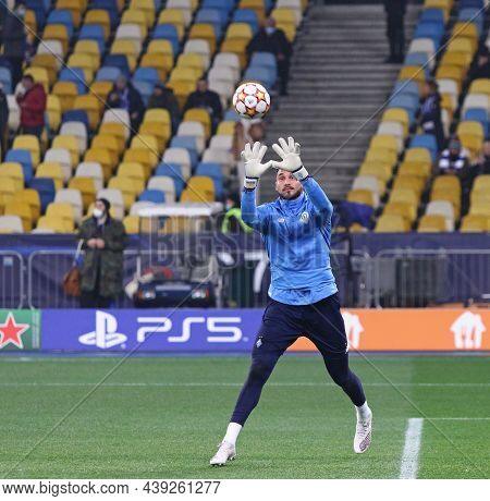 Kyiv, Ukraine - November 2, 2021: Goalkeeper Georgiy Bushchan Of Dynamo Kyiv In Action During Traini