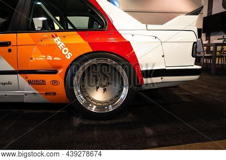 Bmw E30 Showcased At The Sema Show.