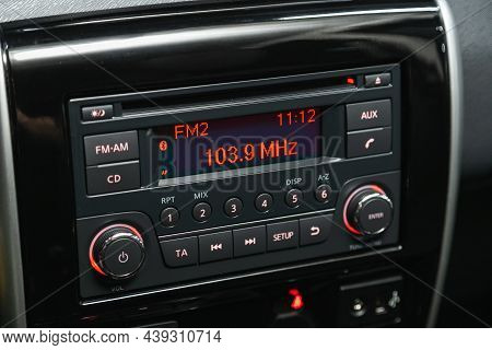 Novosibirsk, Russia - October 30, 2021: Nissan Terrano, Stereo System, Control Panel And Cd In A Mod