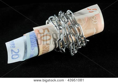 Dinero en cadenas