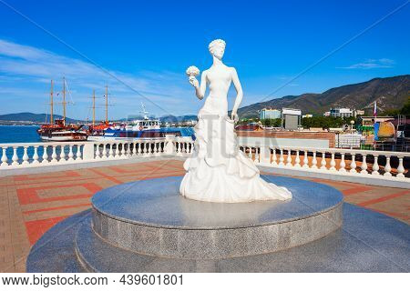 Gelendzhik, Russia - October 03, 2020: White Bride Or Belaya Nevestochka Sculpture In Gelendzhik Res
