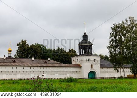 Holy Gates In Vvedensky Tolga Convent In Yaroslavl, Russia