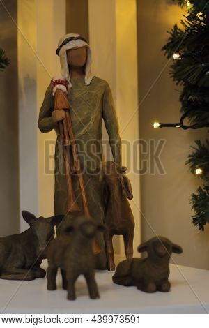 Faceless Figurines Of Shepherd And Animals With Fir And Lights Christmas Decoration