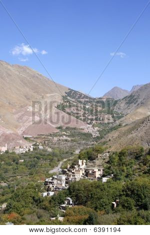 Domy v obci Imlil v národní Park Toubkal, Maroko