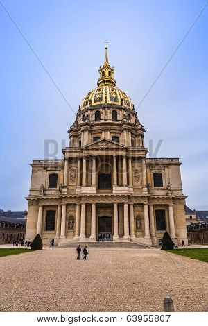 Chapel Of Saint Louis Des Invalides  In Paris.