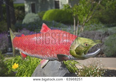 Salmon installation in Van De Leur Park in Yountville