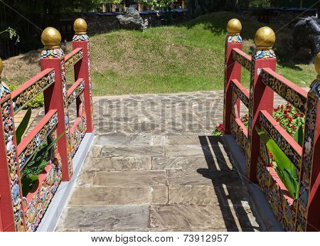 The Bhutan Colorful Carving Art