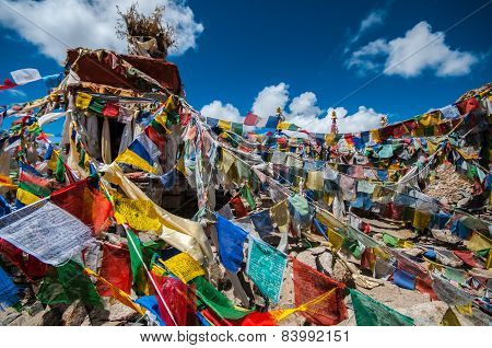 Khardungla Pass shrine
