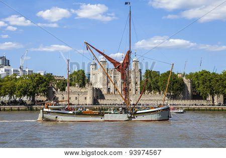 Tall Ship Sailing By The Tower Of London