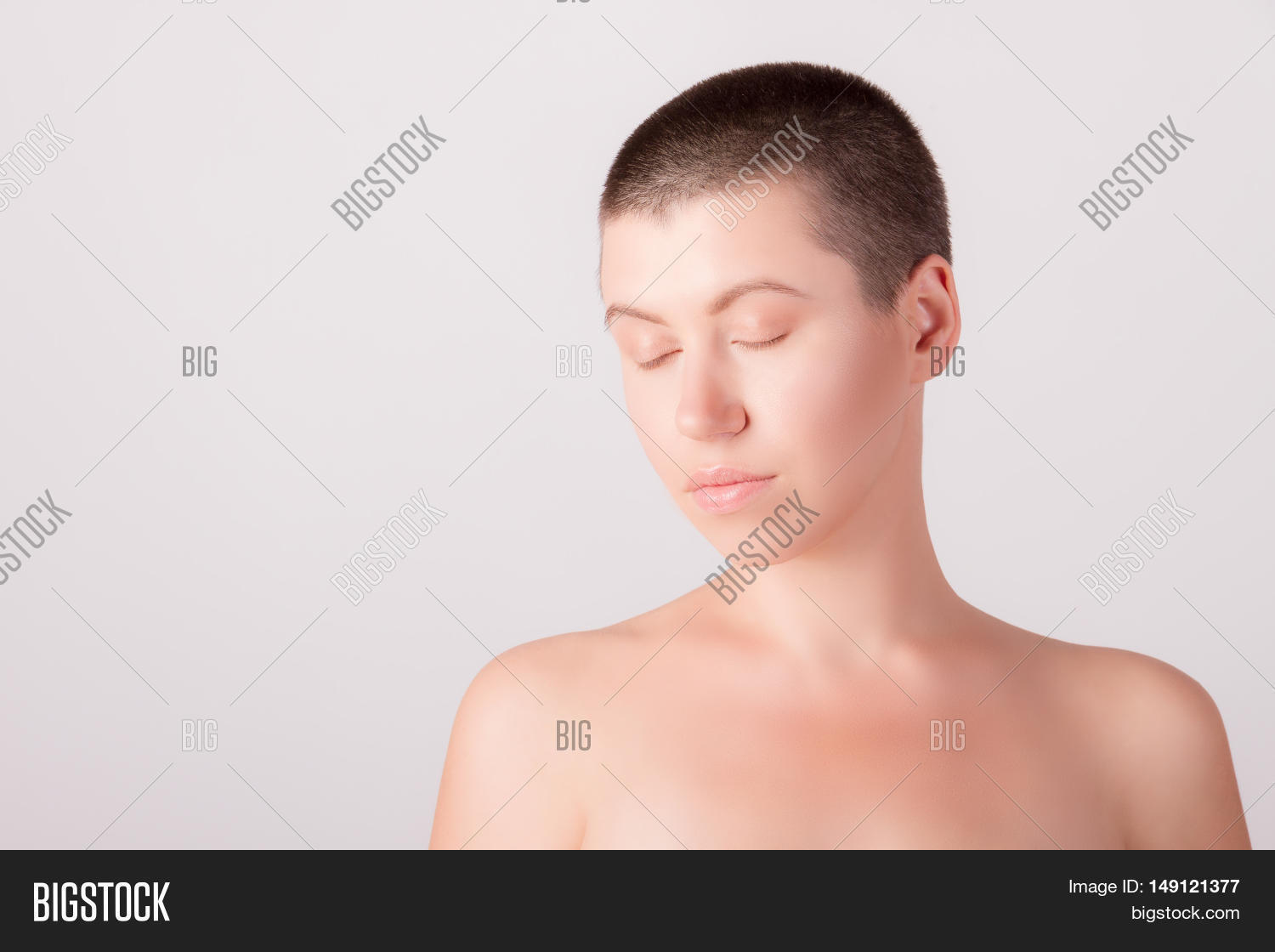 Pity, Nude bald headed girls pics with Remarkable Nude bald headed girls pics