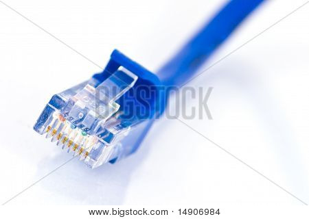 Internet-kábel fehér háttér
