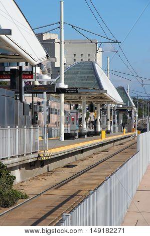 Tram Stop, La