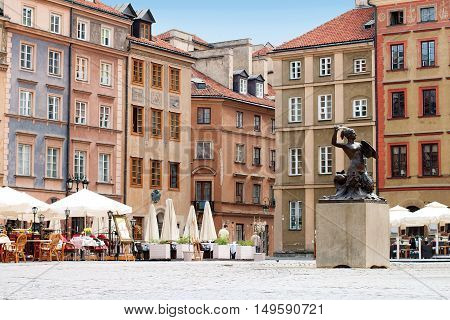 Statue of Syrena, symbol of the city of Warsaw, at the Old Town