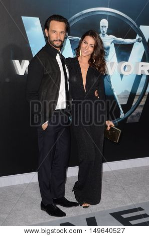 LOS ANGELES - SEP 28:  Rodrigo Santoro, Melanie Fronckowiak at the HBO's 