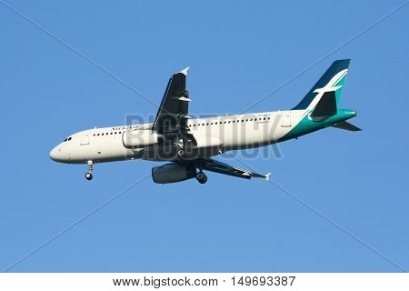 9V-sle Airbus A320-200 Of Silkair