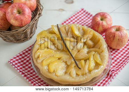 home made apple tarte tatin with vanilla
