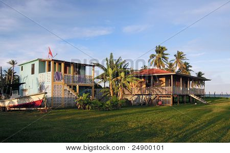 Kaksi Waterfront Taloja Palm Trees Corn Island, Nicaragua