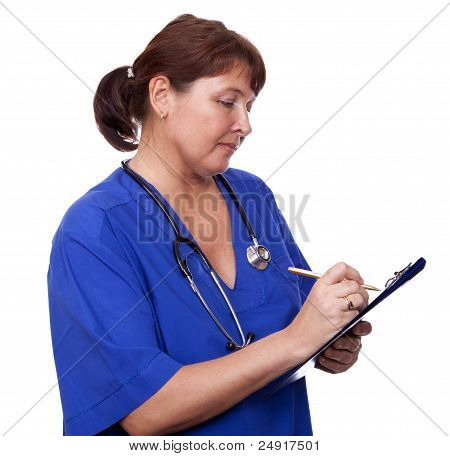 Médico de mulher bonita